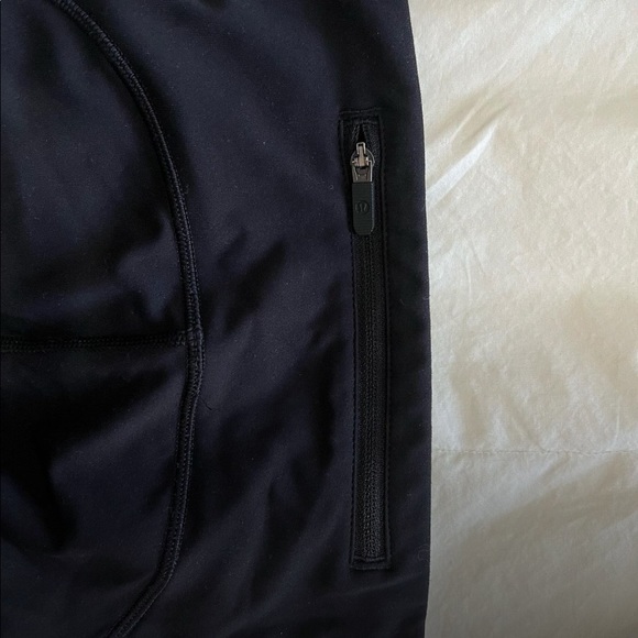 Pocket leggings - Picture 2 of 3